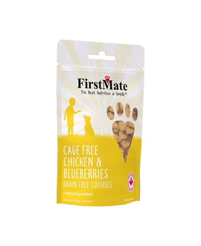 FirstMate Pet Foods Mini Trainers Cage Free Chicken Meal & Blueberries Dog Treats (8 oz (226g))