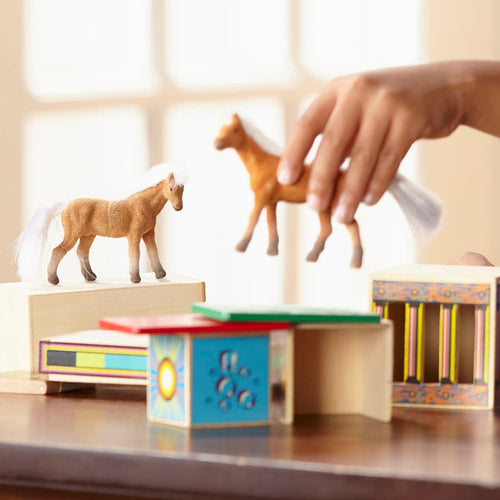 Melissa & Doug Horse Carrier Wooden Vehicles Play Set